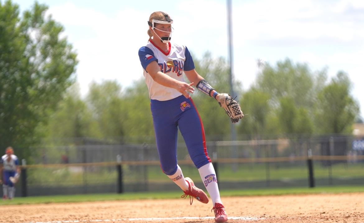 A scary sight for opposing teams - seeing top-ranked 2026 pitcher Madi Doty in the circle for the Texas Glory