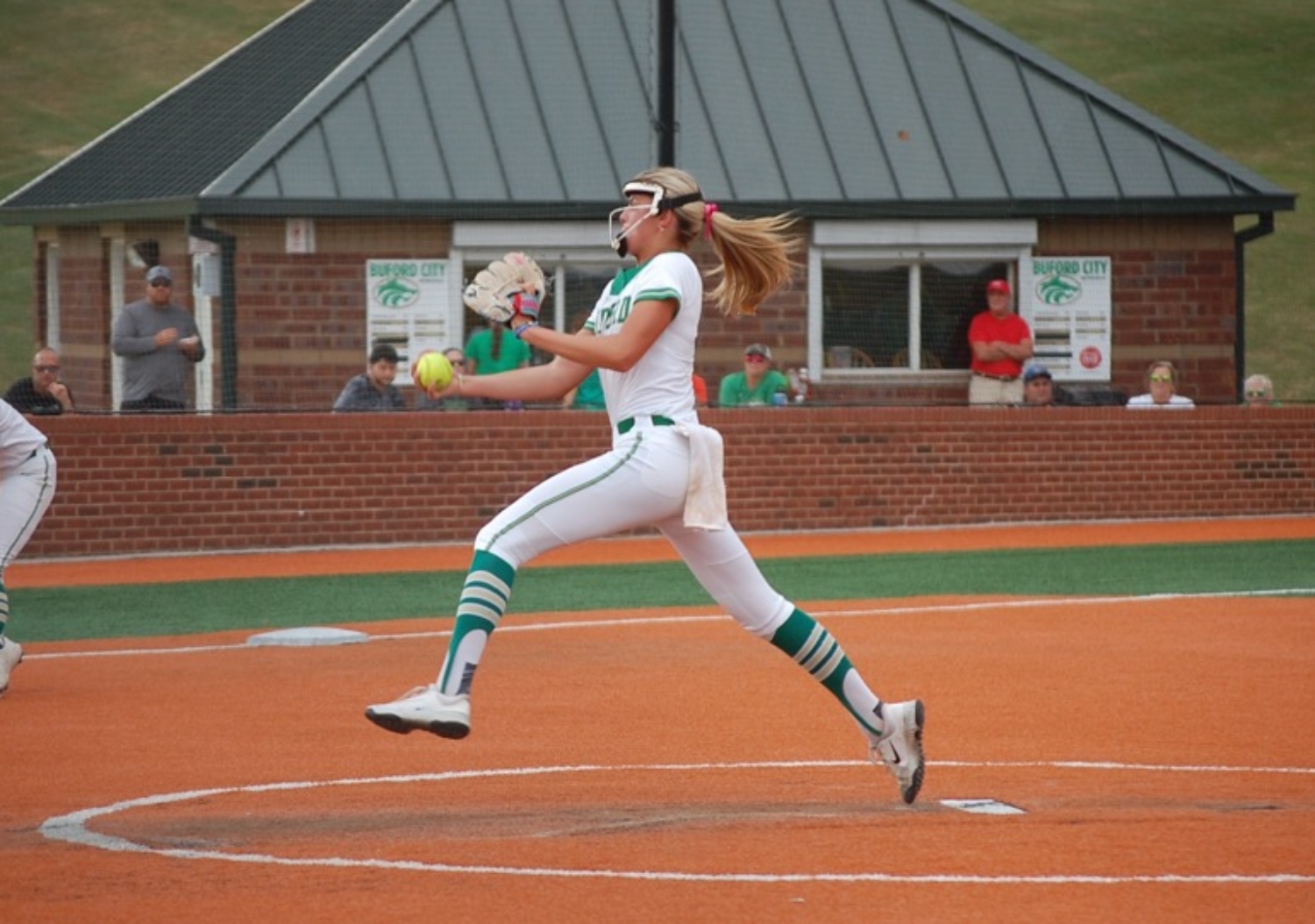 Caroline_Stanton_Buforb_pitching