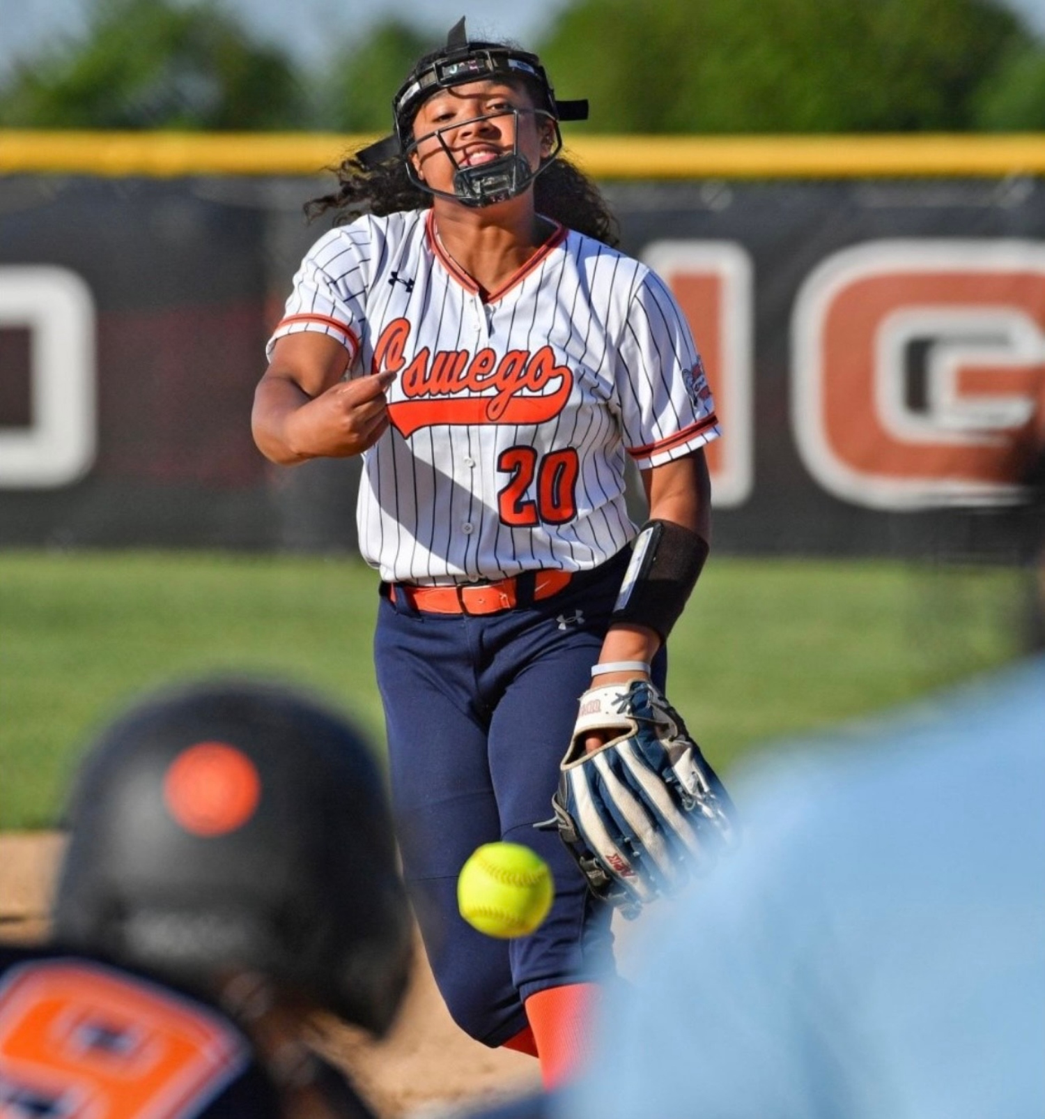 Jaelynn_Anthony_Oswego_pitching