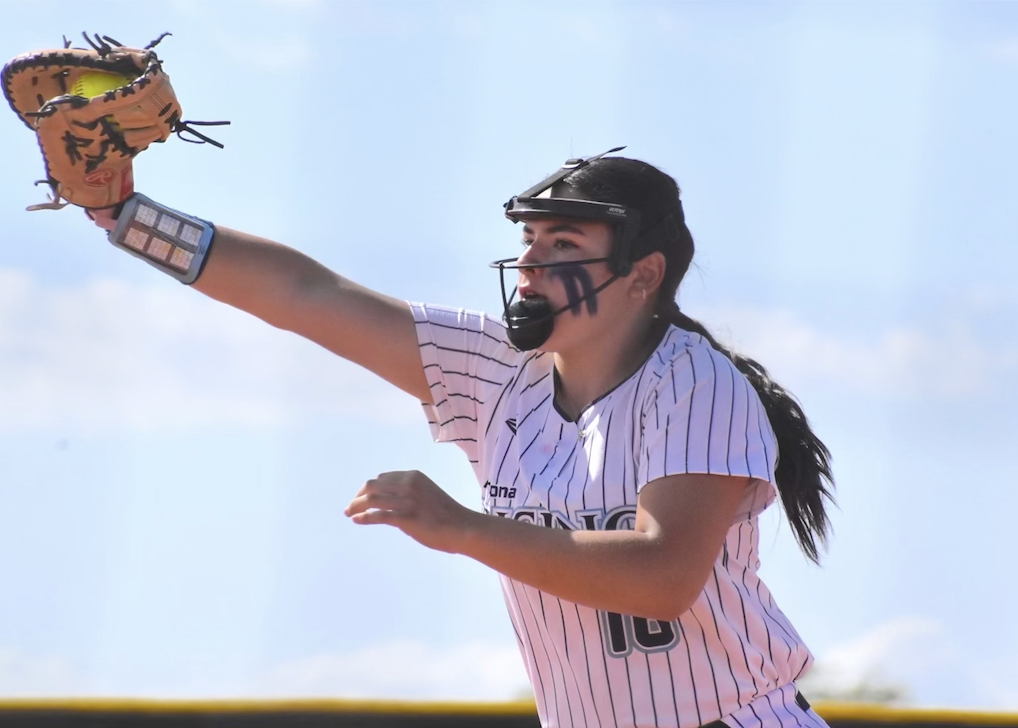 Jaiden Stell of Arizona Rising 14U - Kobasew hit four home runs and shined with her glove all weekend at the Clearwater Fall Classic