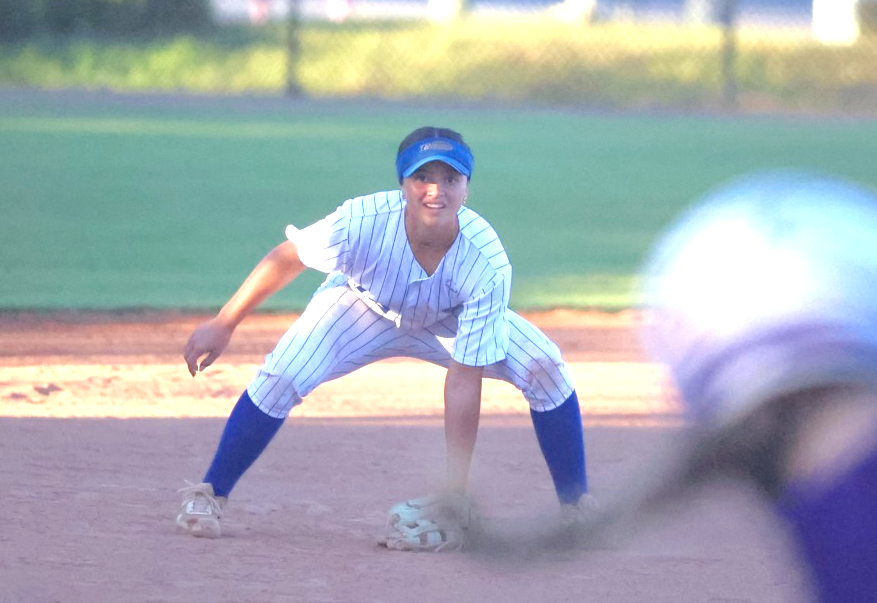 Labs - Breaker third baseman Mana Coleman was flawless in the field