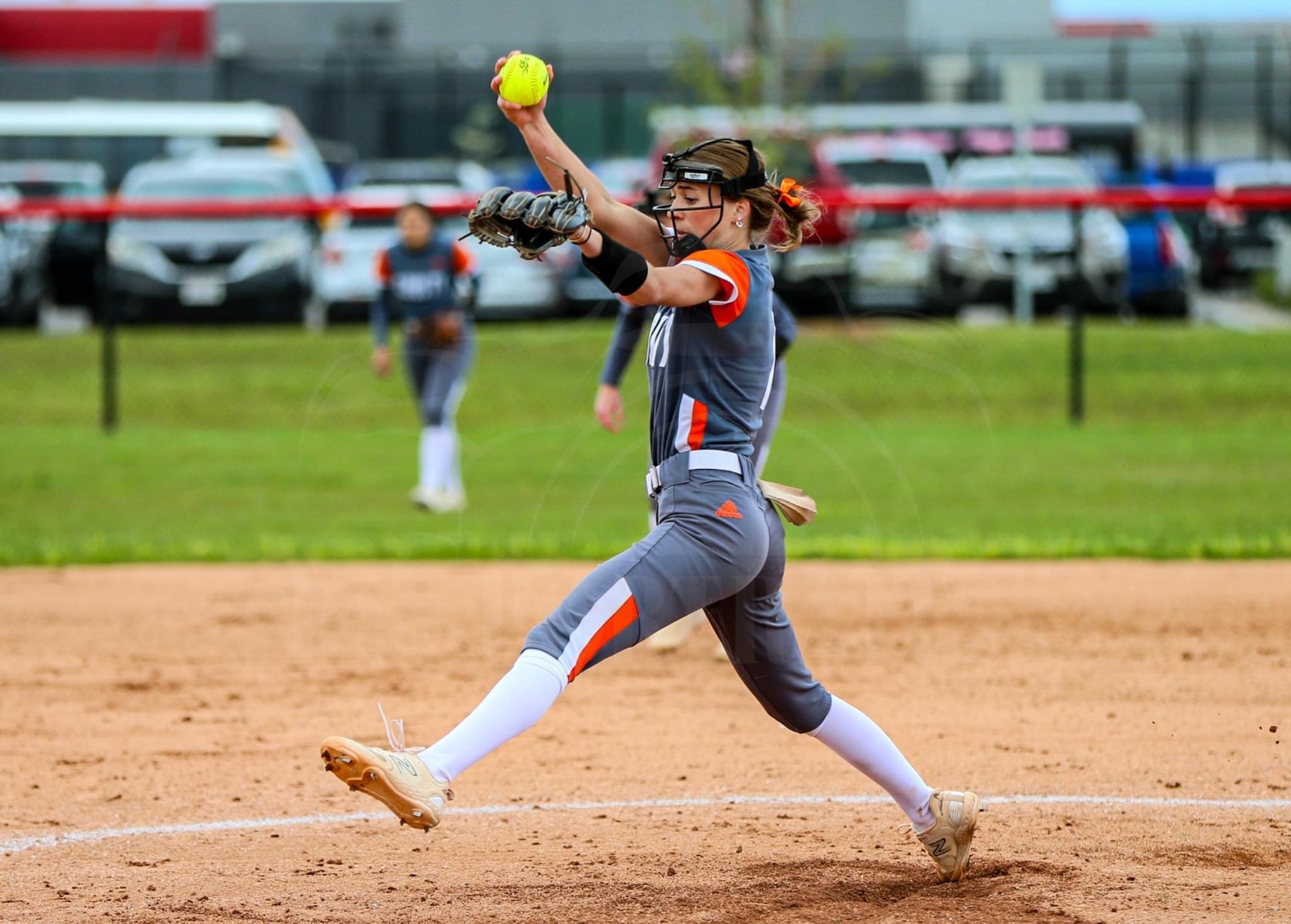 Karly_Meredith_Kaunauna_front_pitching