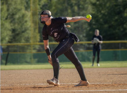 Madison McCormick pitching