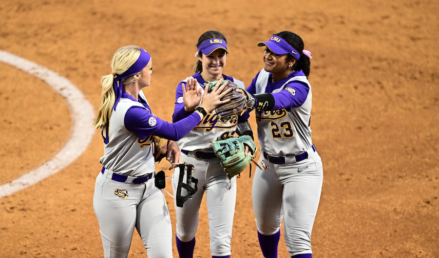 LSU moves up two spots in this weeks D1 rankings. Photo - LSU Softball.com