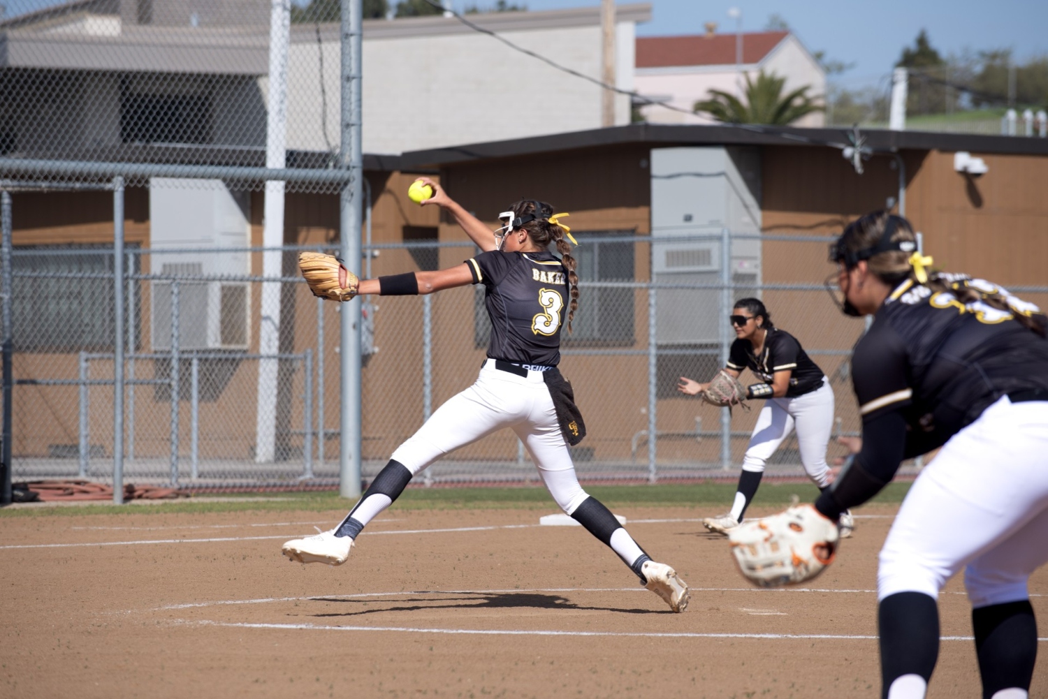 Caroline_Baker_San_Pedro_pitching (1)