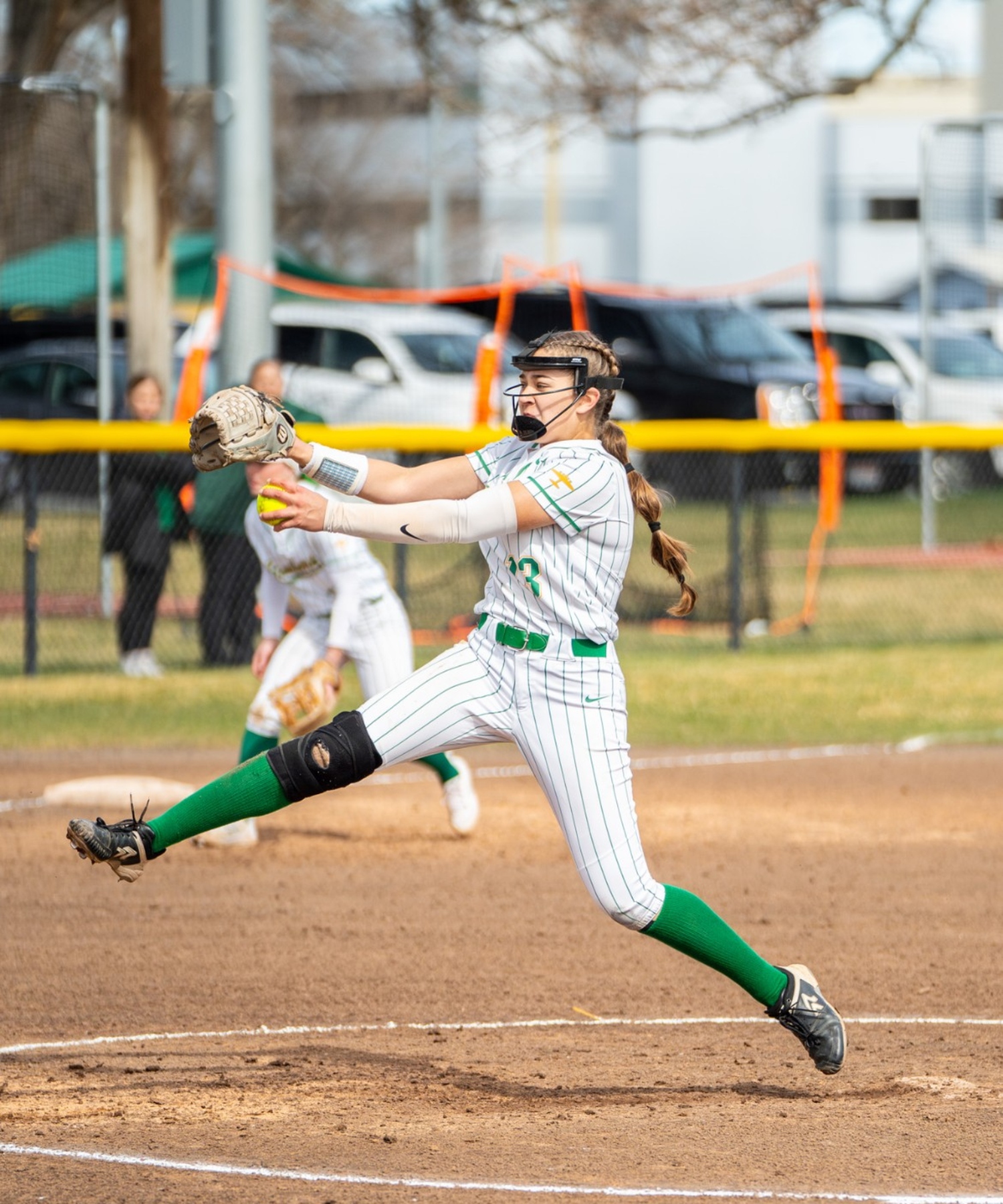 Ali_Evans_Richland_pitching
