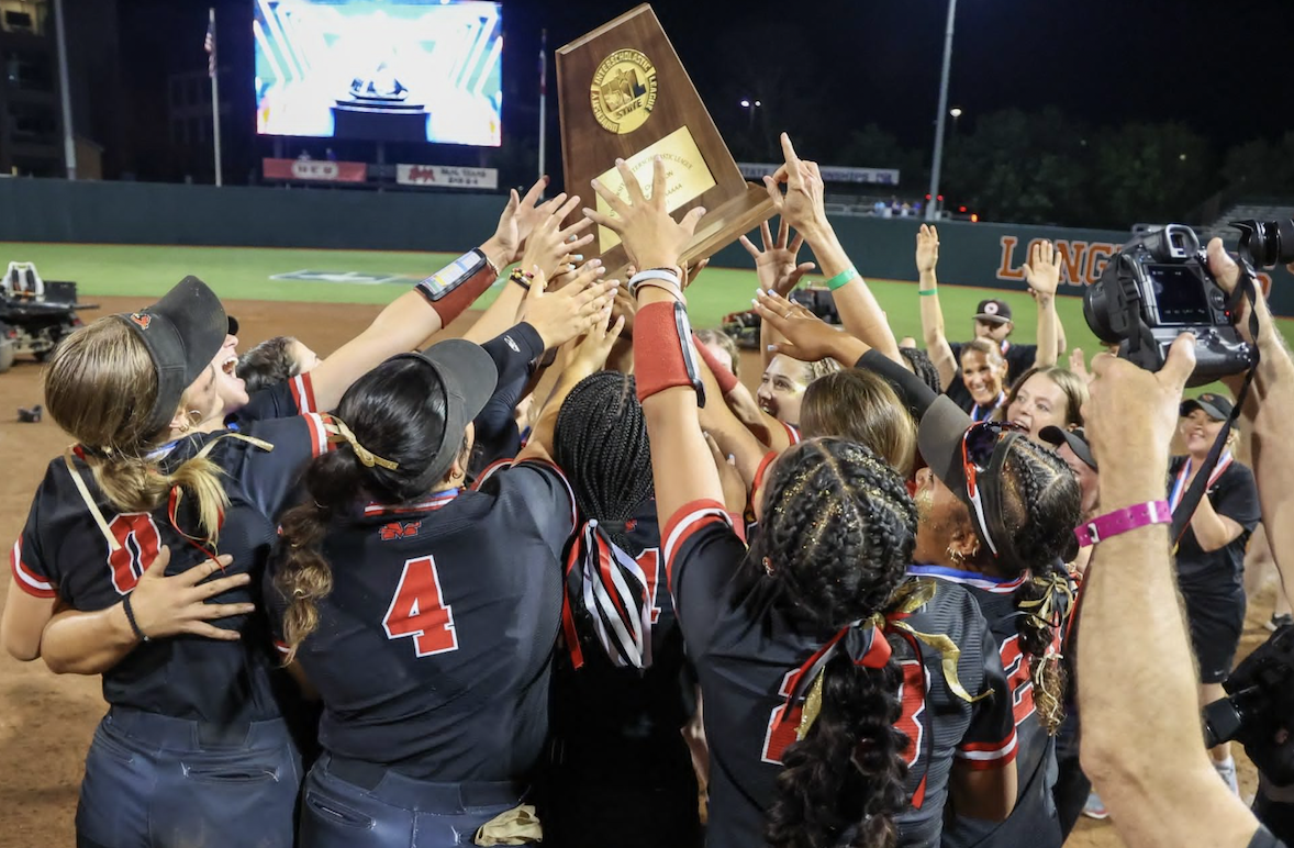 Melissa High celebrates after winnng the Texas 5A State Title this week. Photo - Texas UIL