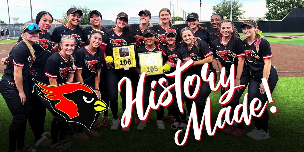 Not only did Melissa High win a Texas state title, it also set a national high school softball record for most home runs in a season. Photo - Melissa High