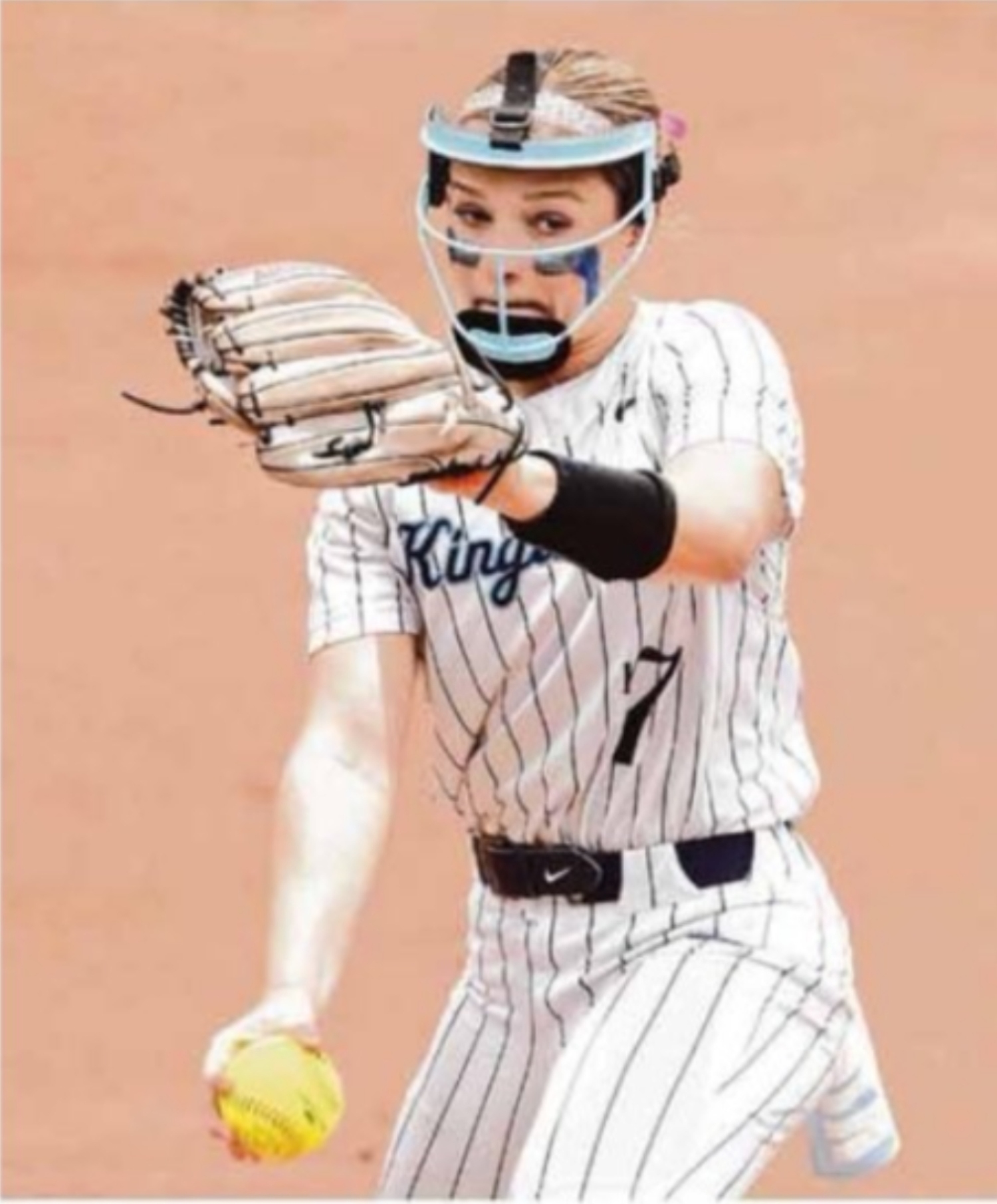 Hunter_Quentel_Kingwood_pitching
