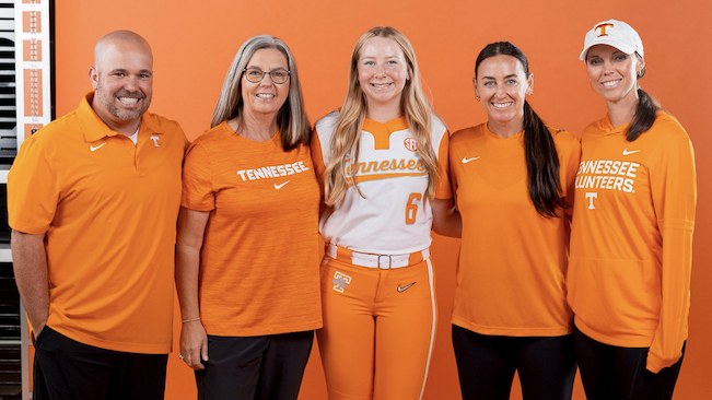 Emma Pynes, ranked No. 9 in the 2027 HOT 100, committed to Tennessee this weekend