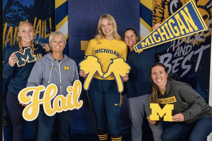Lucy George (middle) is ranked No. 8 in the 2027 HOT 100 rankings and is the latest commitment for the Michigan Wolverines.jpg