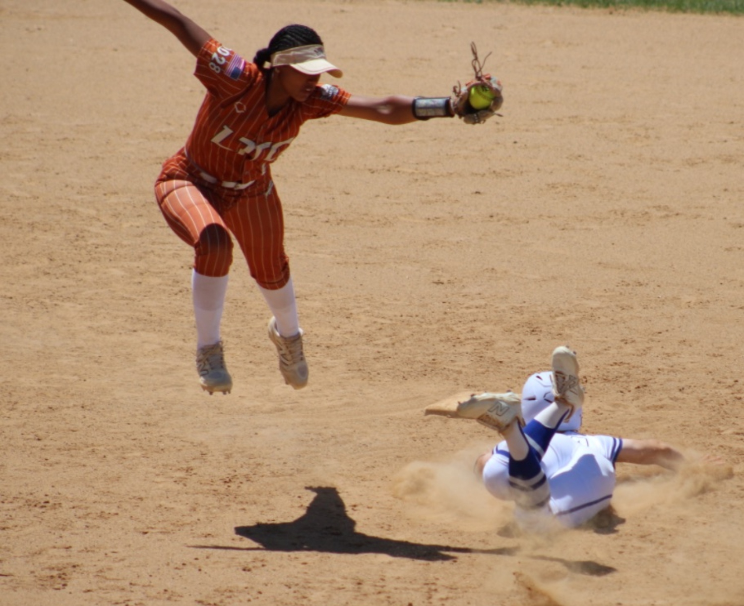 Izianah_Castillo_LTG_jump