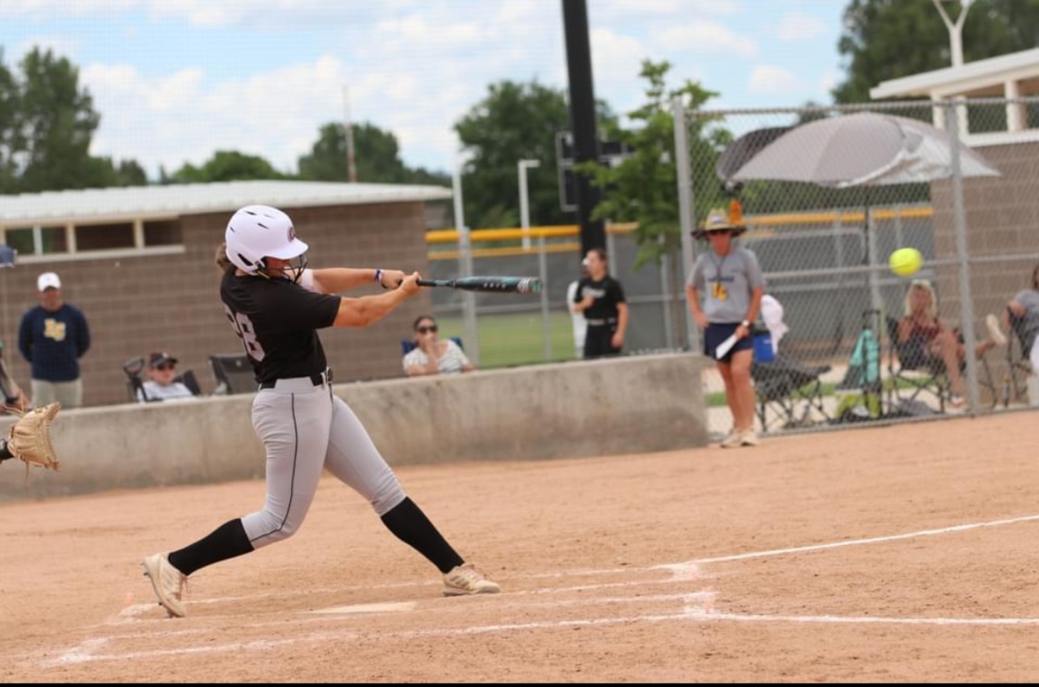 Kali_Bogart_Aces_bat