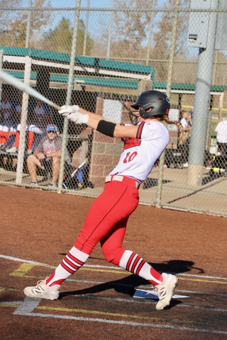 Kayla_Chisholm_Turnin2_swing