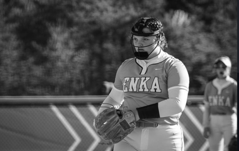 Savanna_Frisbee_Enka_sign