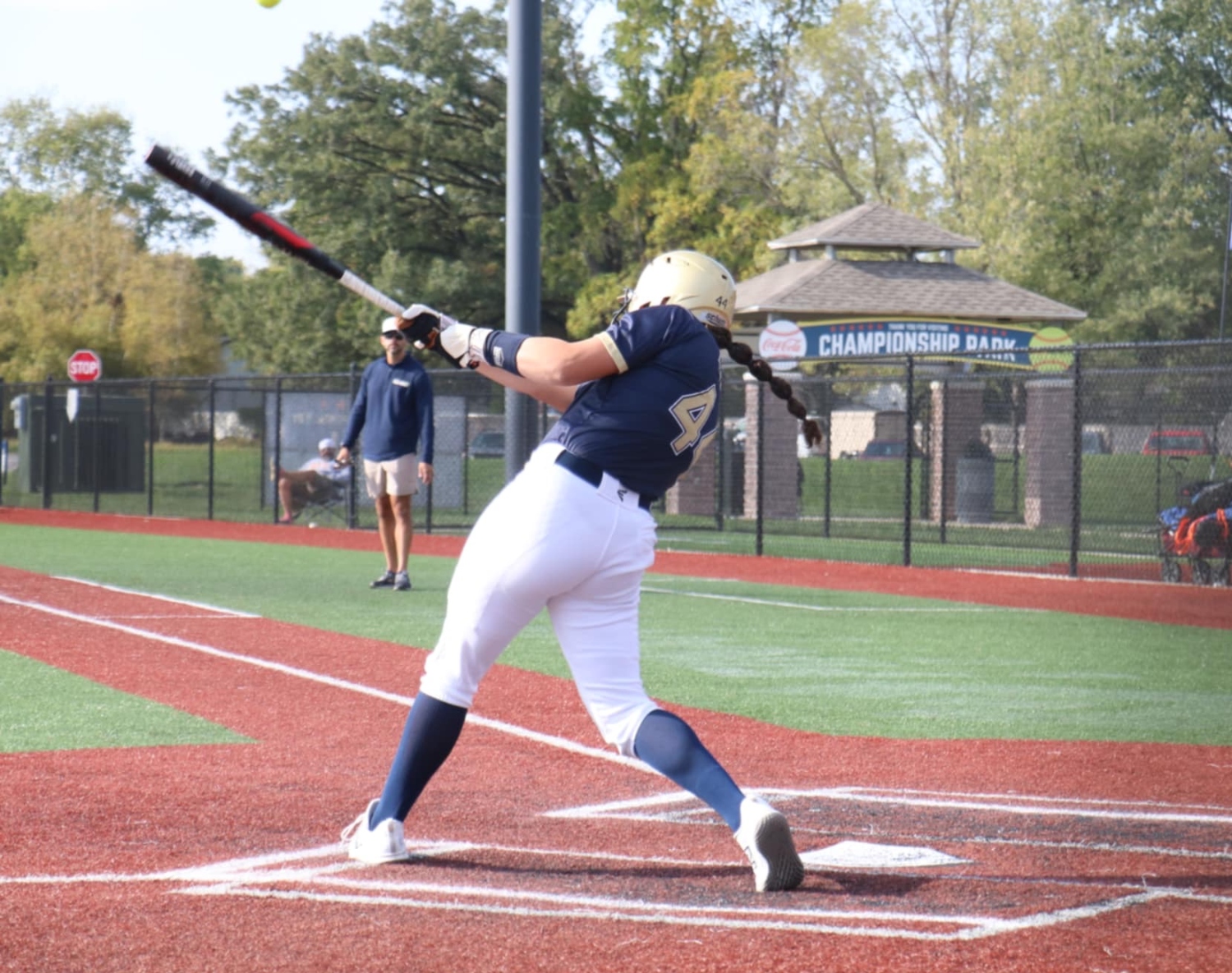 Brooklynn_Lewis_IMG_swing