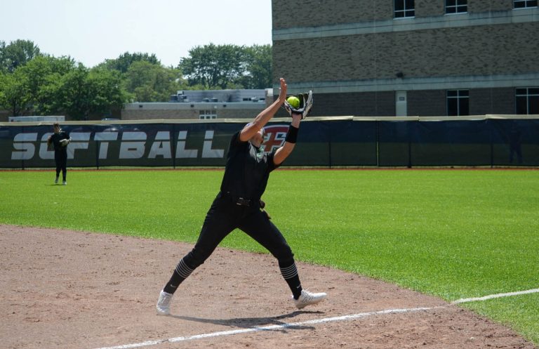 Mallory_Hool_Allen_Park_catch