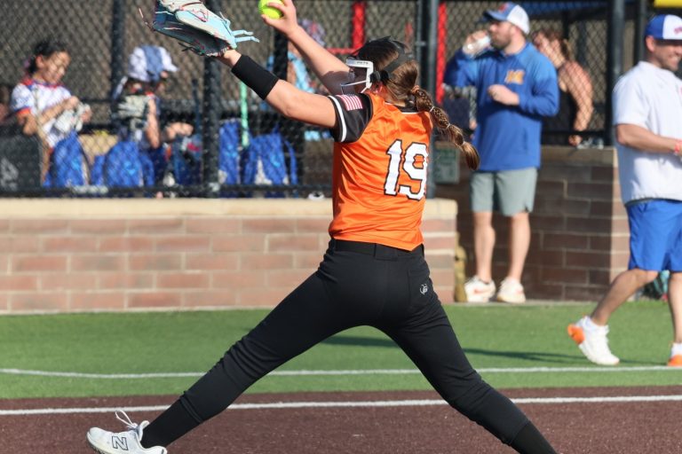 Kenleigh_Grant_Beverly_Bandits_Premier_Sweetnich_pitching