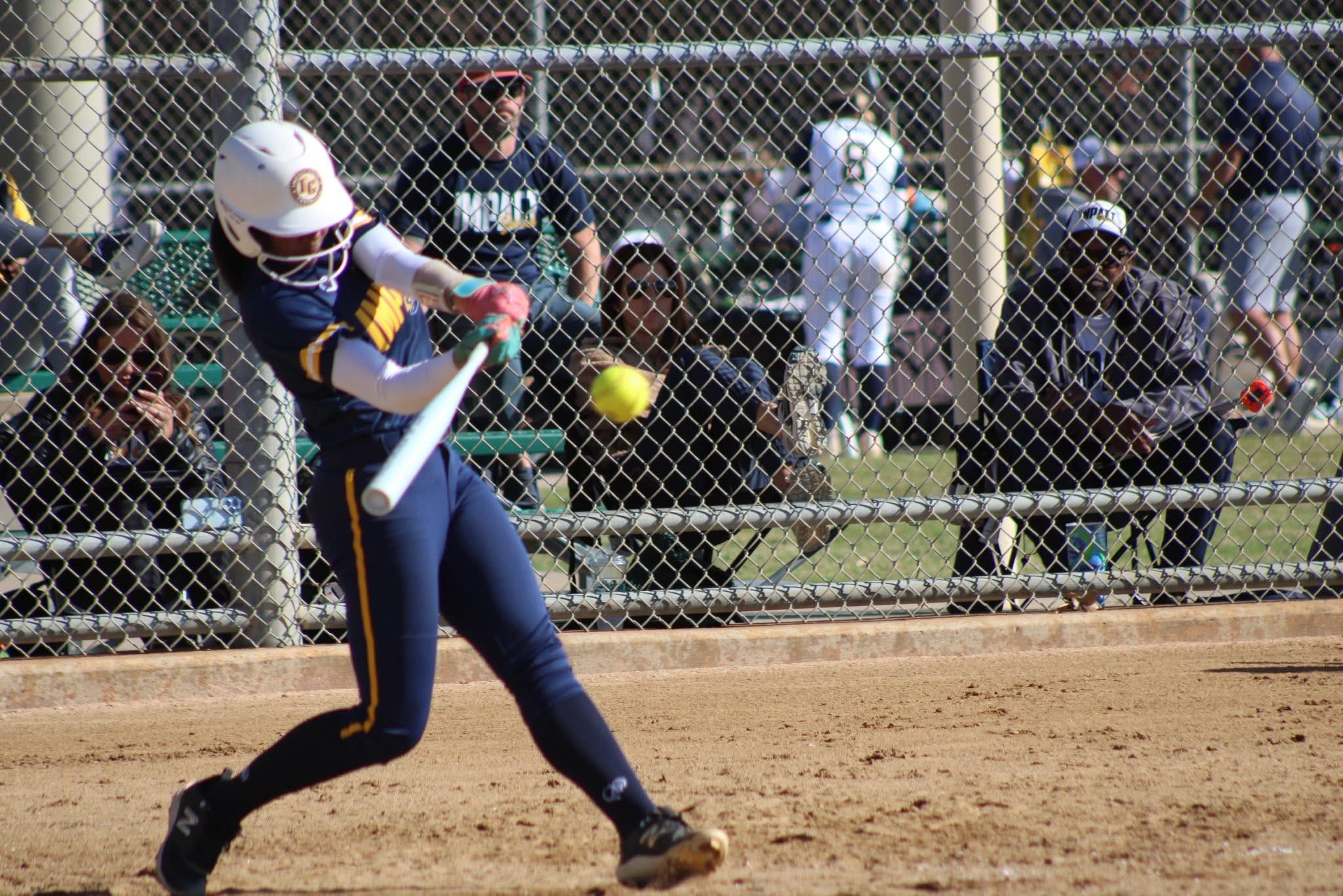 ACTION - 4- Trinity Hargrett Hitting