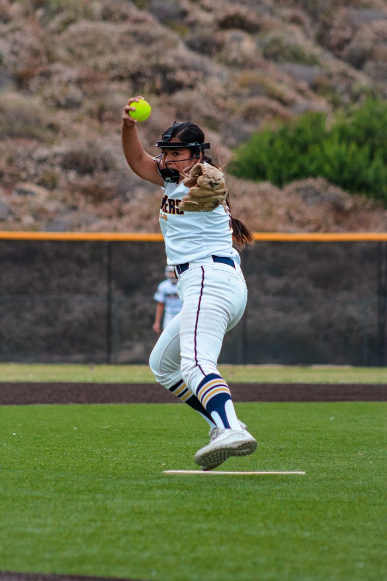 Ariana_Zavala_Panthers_Gold_pitch