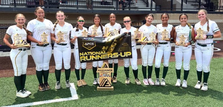 The Vipers – Kotula team after the game with their runners-up banner and trophies