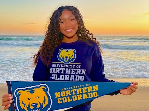 In today's recruiting update, we learn why 2027 So Cal OF/IF Jasmine Veal feel in love with Northern Colorado and committed there