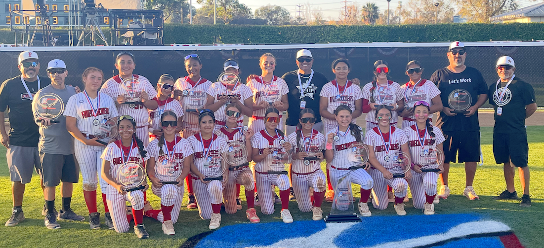 The Firecrackers 12U - Villegas team after winning the PGF Platinum 12U title