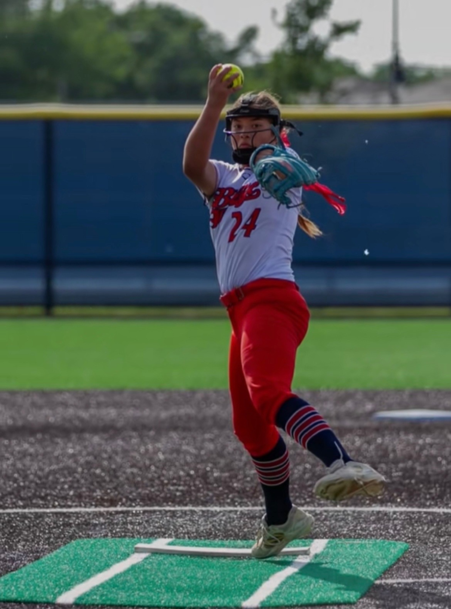 Allison_Zuniga_NTX_Blaze_Gold_pitch (1)
