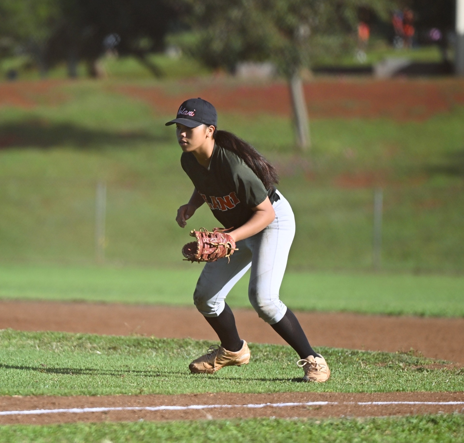 Keke_Calizar_Iolani_field