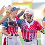 Alexis Pupillo (31) is congratulated by her Florida Vibe teammates