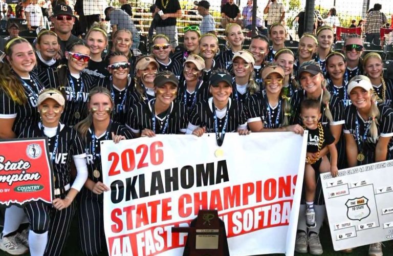 Lone Grove High won its third straight Oklahoma state title and will be the No. 1 team in the GameChanger:NFCA Top 25 fall rankings produced after going 41-0